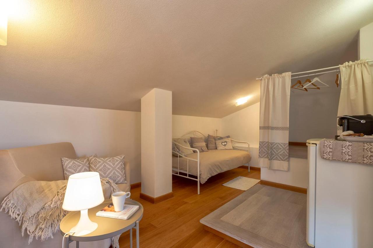 אולמדו Sardinia Guest House מראה חיצוני תמונה